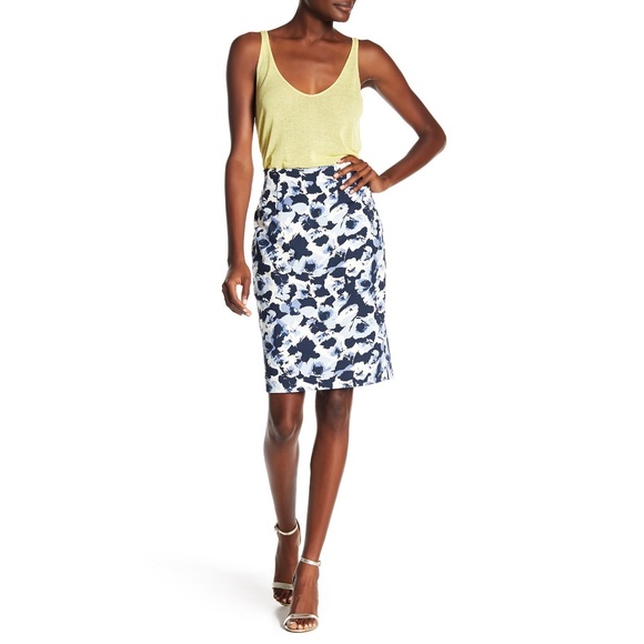 Amanda & Chelsea Floral Print Pencil Skirt - Picture 1 of 3